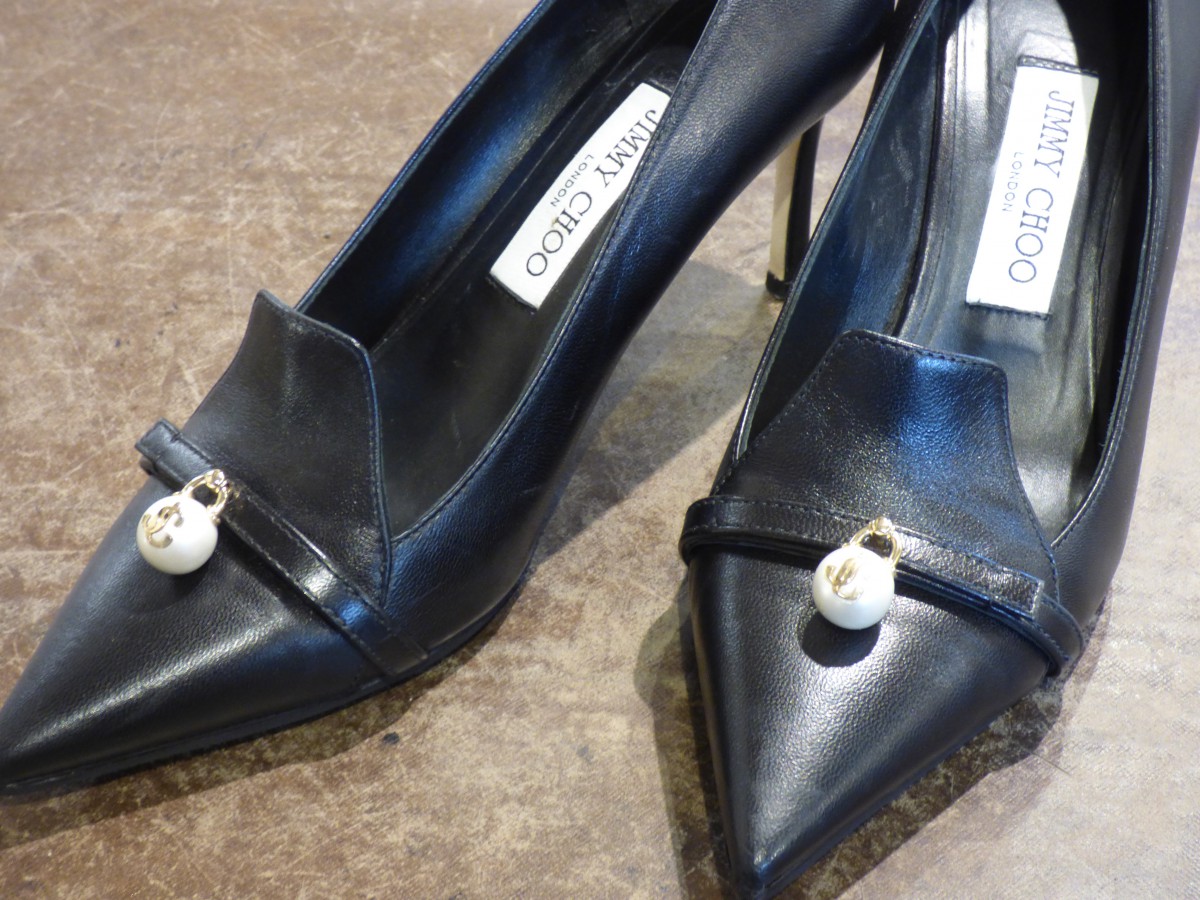新品　未試着　裏張り済み　ジミーチュウ　パンプス JIMMY CHOO（ジミーチュウ）パンプスのつま先を補強後、ハーフラバー
