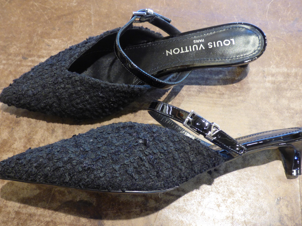 LOUIS VUITTON（ルイヴィトン）ミュールサンダルをハーフラバー（裏