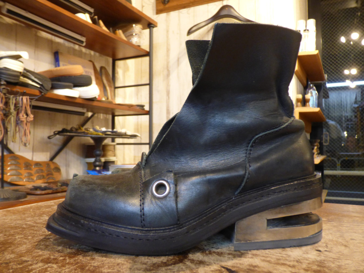 DIRK BIKKEMBERGS（ダークビッケンバーグ）ブーツの靴底補強修理